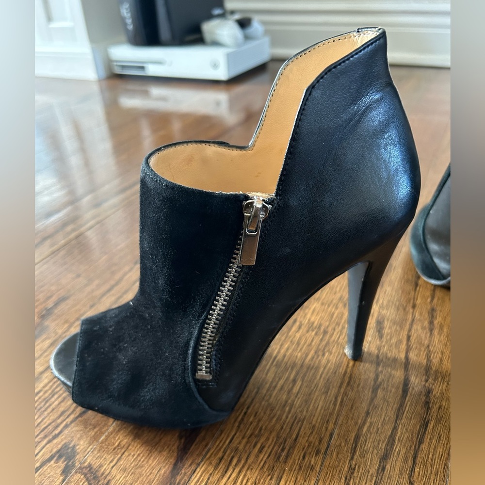 Jessica Simpson heels size 6.5 or 36 1/2